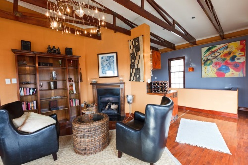 Sweet Ocean View Guest House zitje binnen